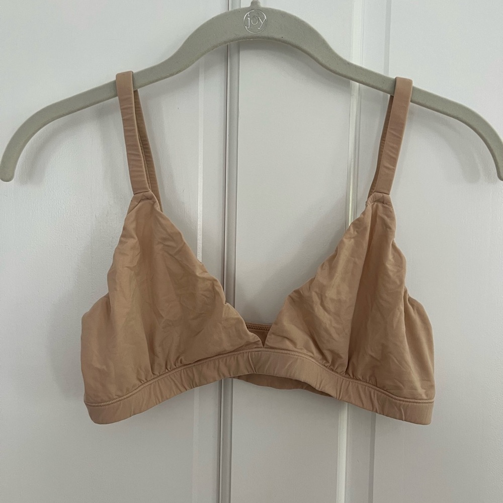 SKINS TRIANGLE BRALETTE SIZE L